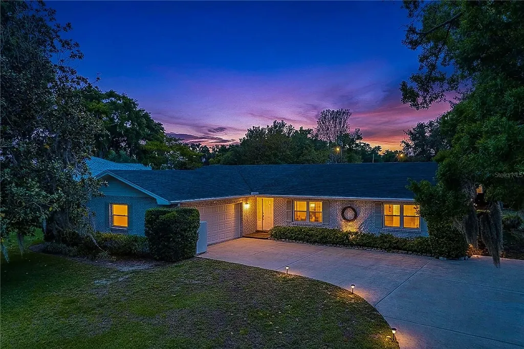 281 Paradise Island Drive Haines City FL 33844