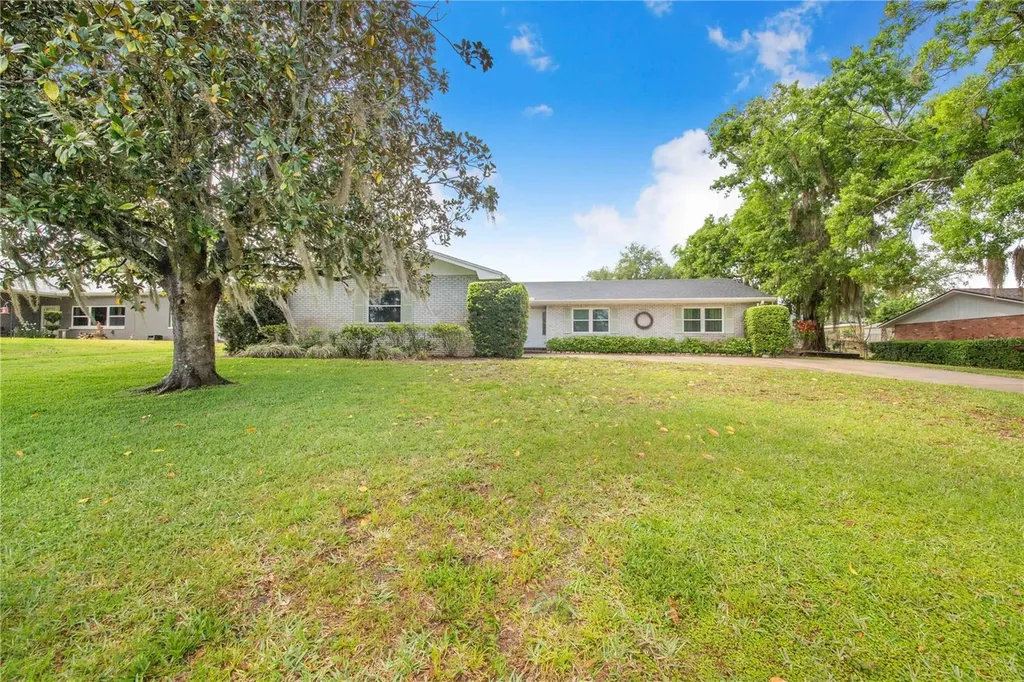 281 Paradise Island Drive Haines City FL 33844