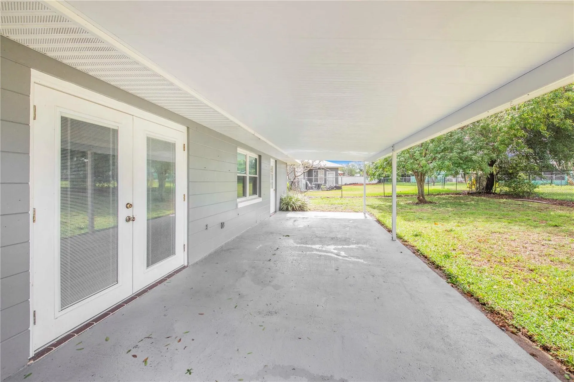 281 Paradise Island Drive Haines City FL 33844