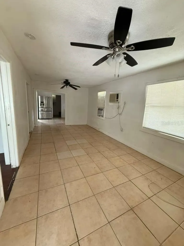 313 E Booker Street Avon Park FL 33825