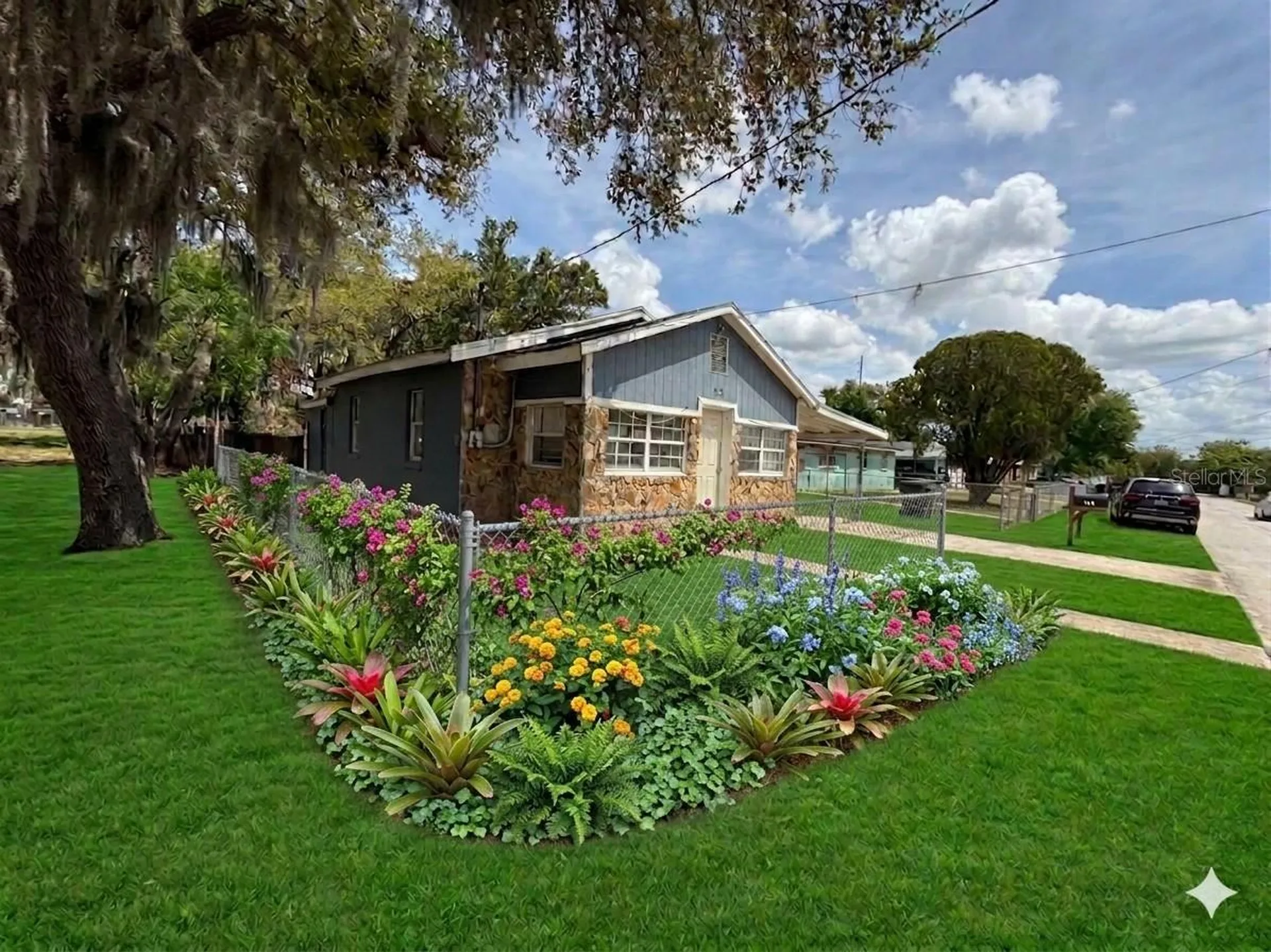 313 E Booker Street Avon Park FL 33825