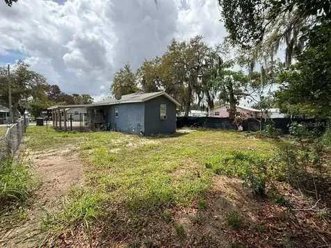 313 E Booker Street Avon Park FL 33825