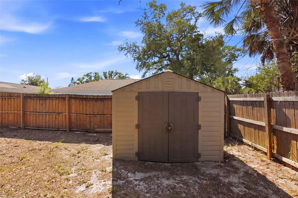 4551 19th Avenue S St Petersburg FL 33711