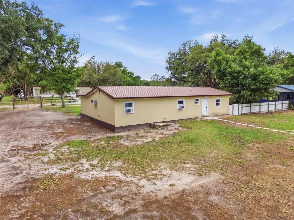 5063 Walnut Circle E Lakeland FL 33810