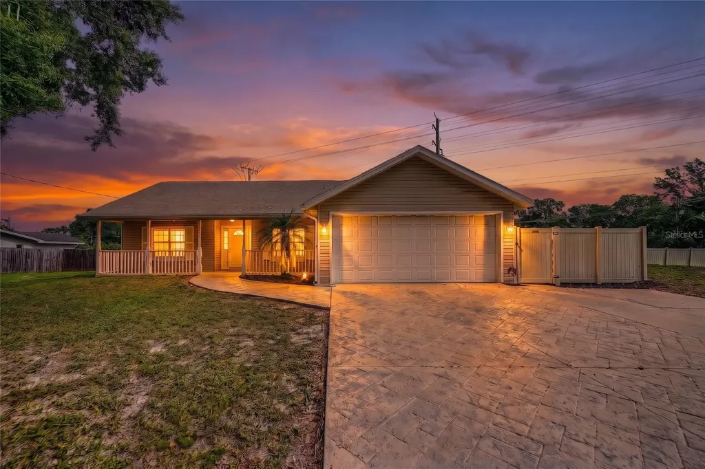 5615 18th Avenue E Bradenton FL 34208