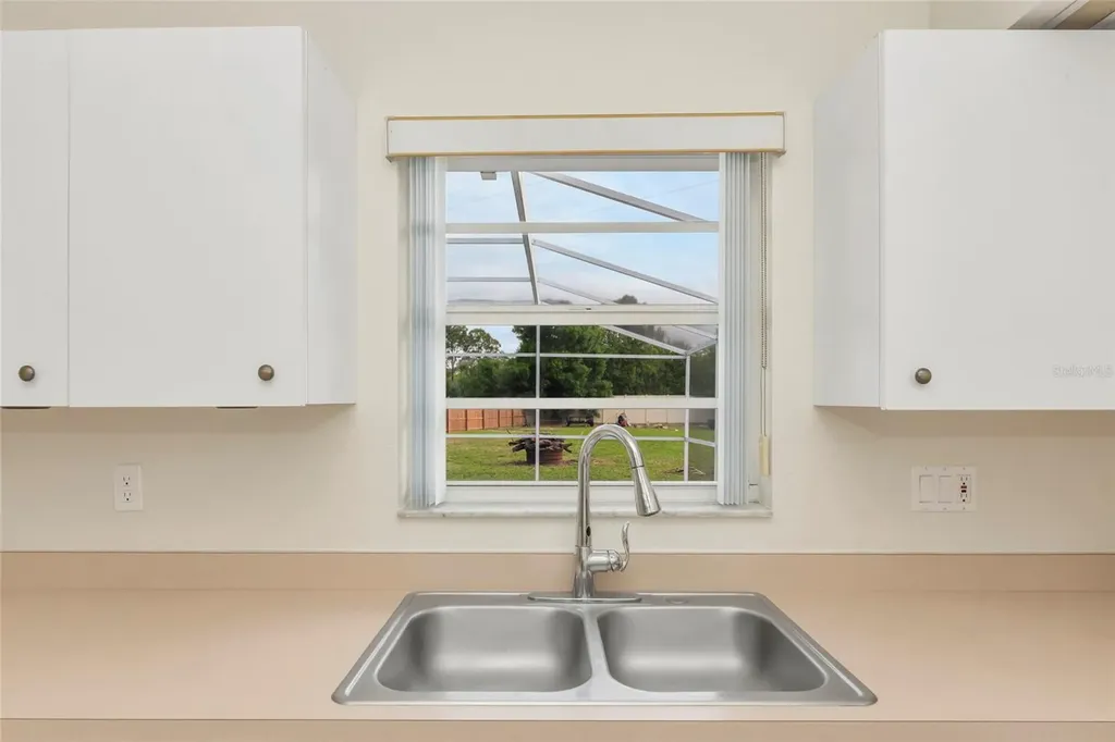 5615 18th Avenue E Bradenton FL 34208