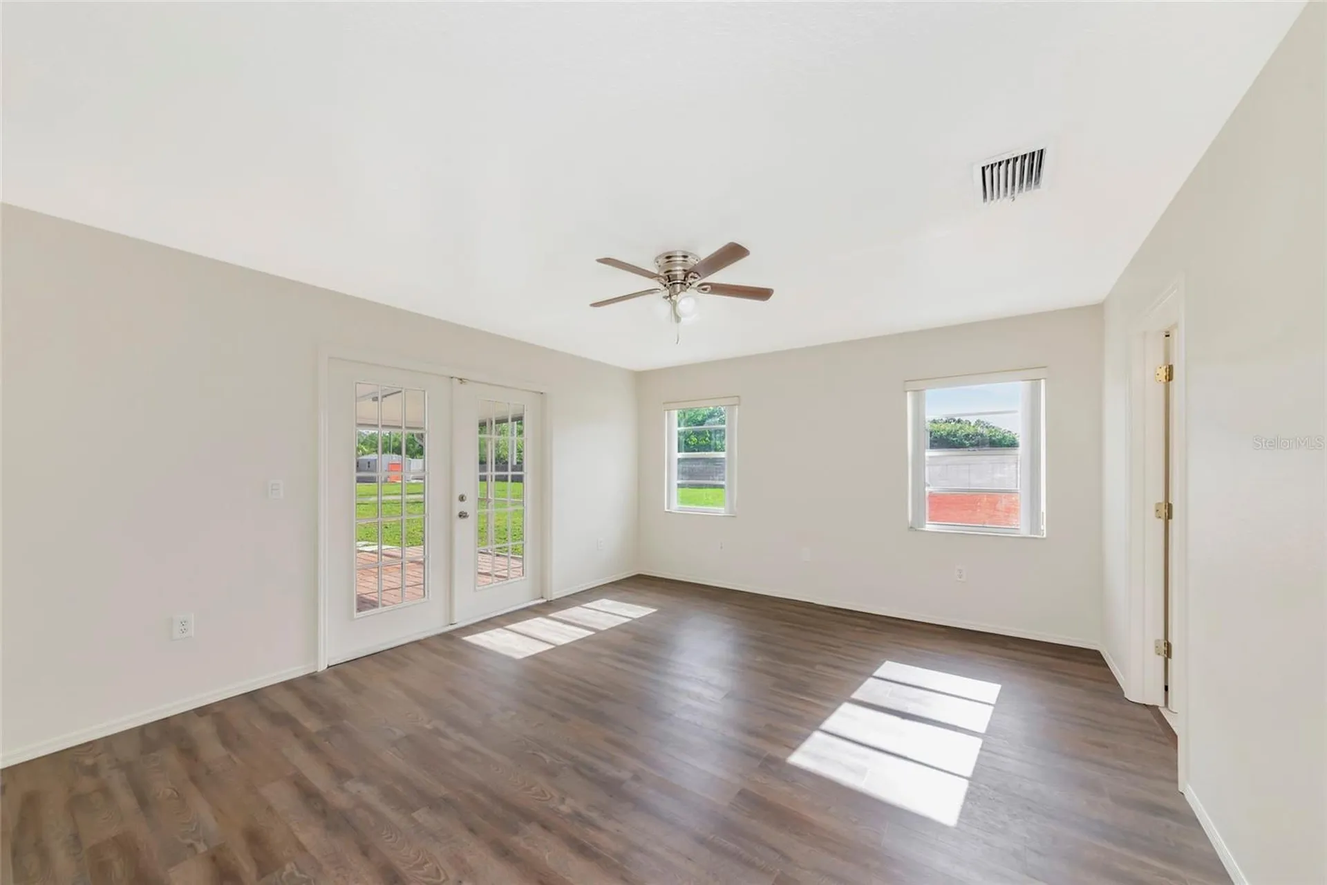 5615 18th Avenue E Bradenton FL 34208