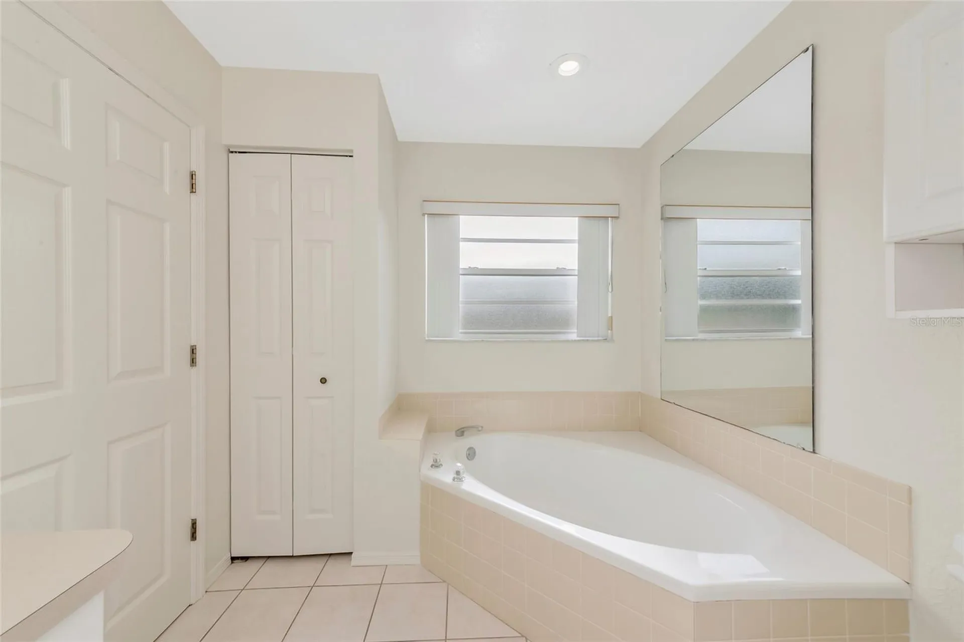 5615 18th Avenue E Bradenton FL 34208
