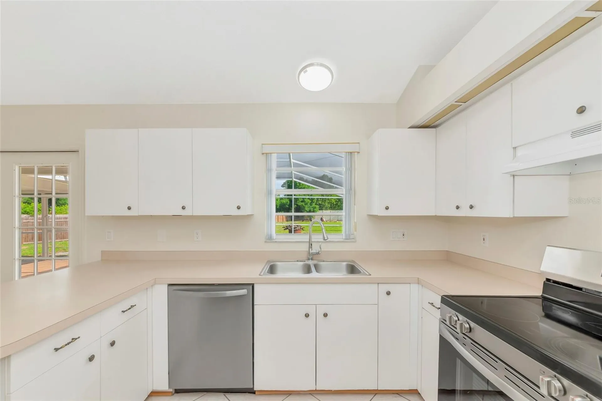 5615 18th Avenue E Bradenton FL 34208