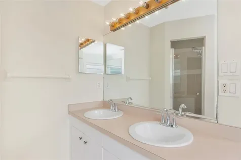 5615 18th Avenue E Bradenton FL 34208