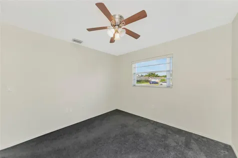 5615 18th Avenue E Bradenton FL 34208