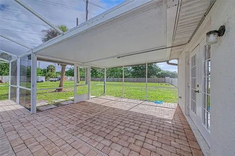 5615 18th Avenue E Bradenton FL 34208