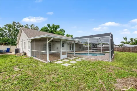 5615 18th Avenue E Bradenton FL 34208