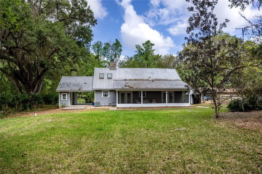 5028 SW 47th Street Gainesville FL 32608