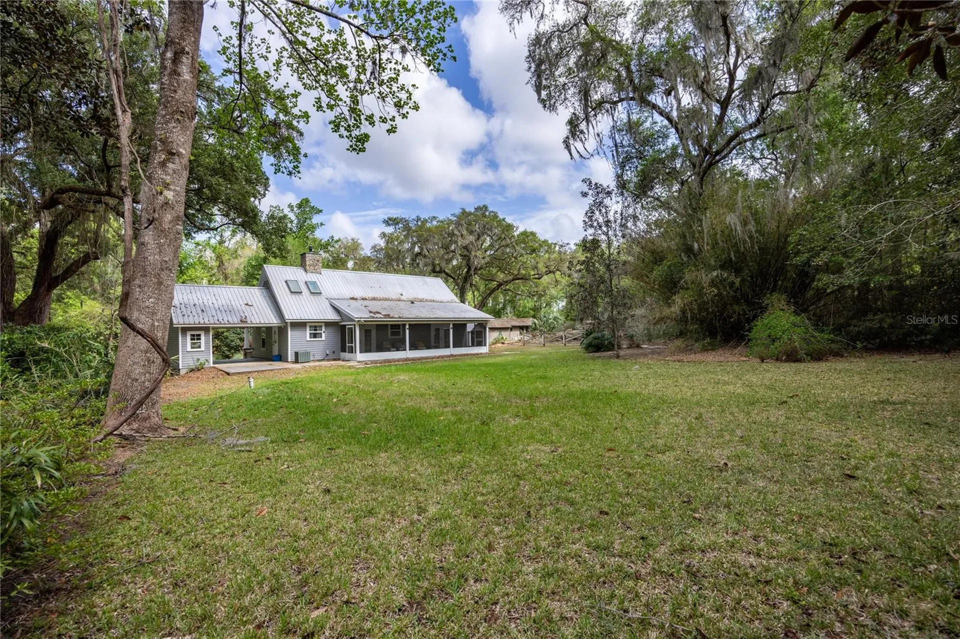 5028 SW 47th Street Gainesville FL 32608