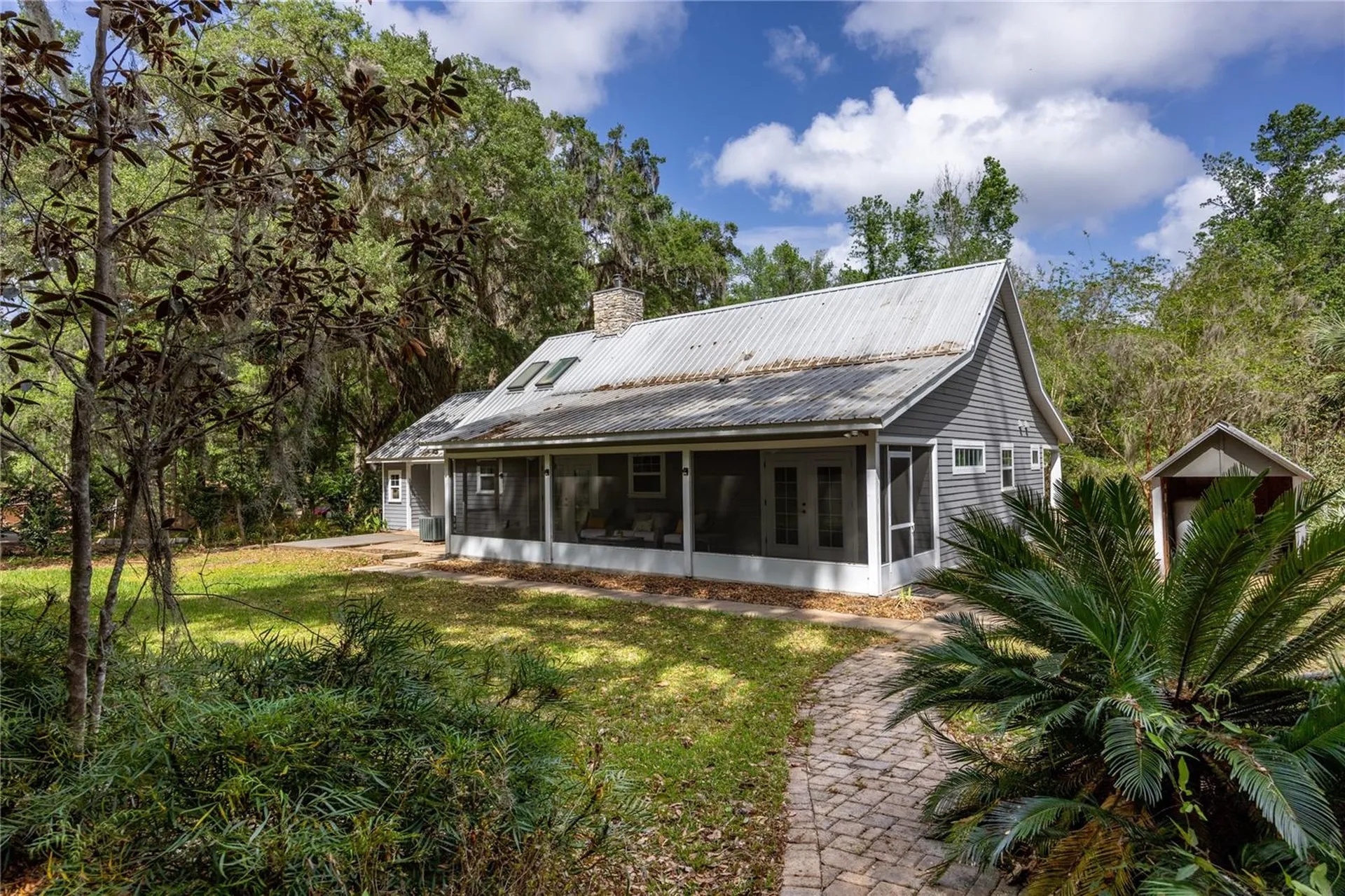 5028 SW 47th Street Gainesville FL 32608