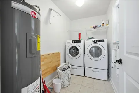 5028 SW 47th Street Gainesville FL 32608