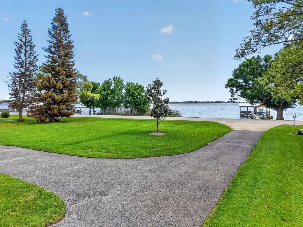 Mount Dora FL 32757