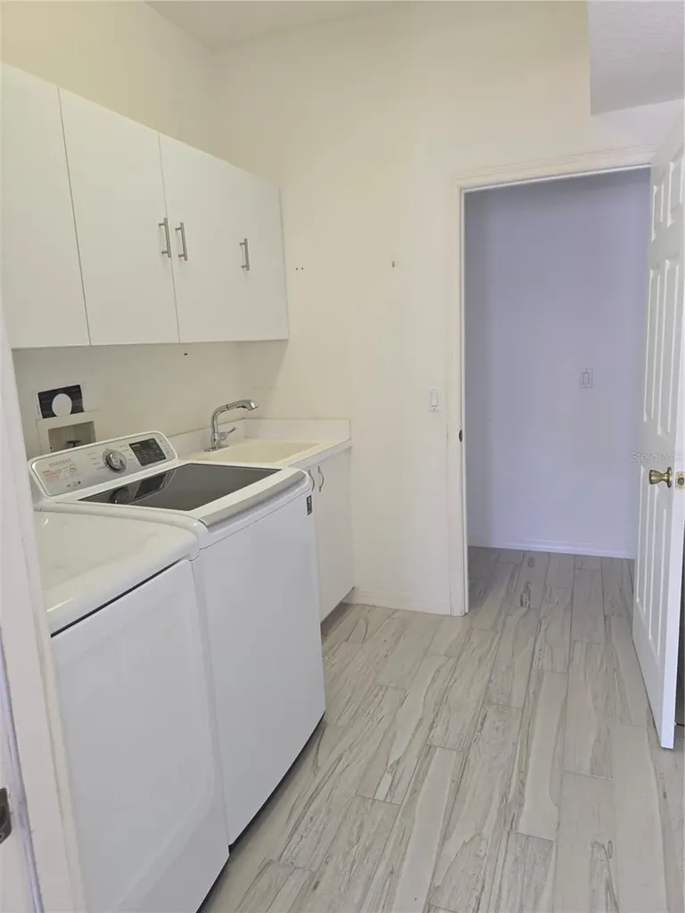 7404 38th Court E Sarasota FL 34243