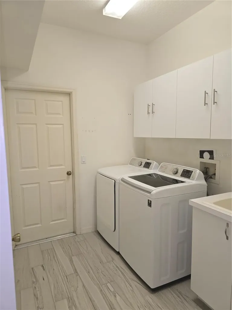 7404 38th Court E Sarasota FL 34243