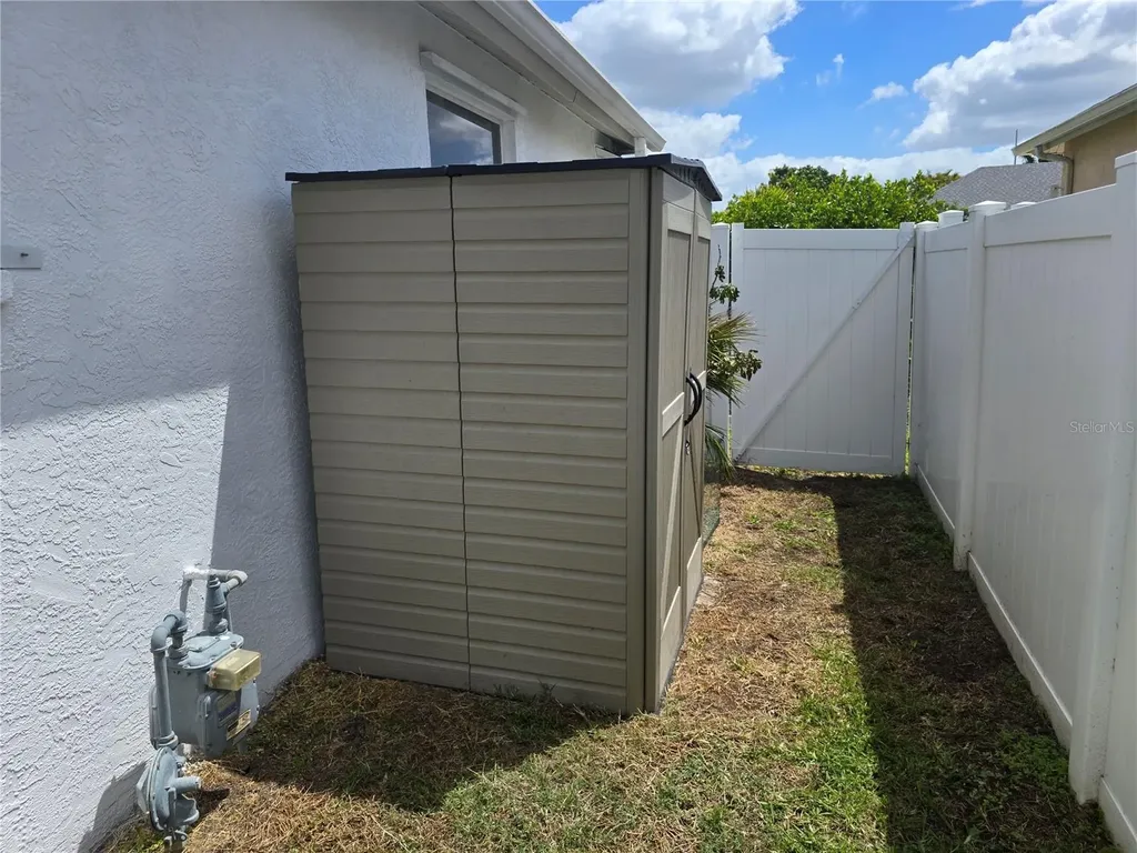 7404 38th Court E Sarasota FL 34243