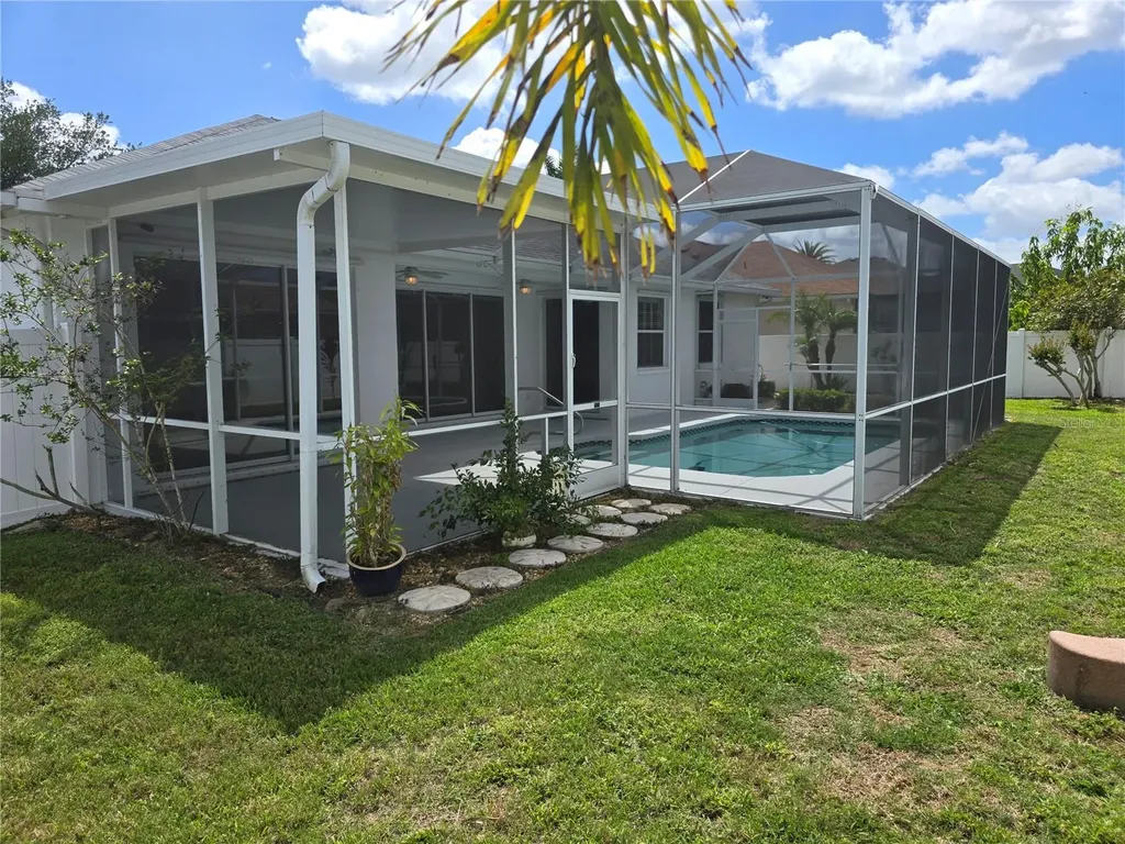 7404 38th Court E Sarasota FL 34243