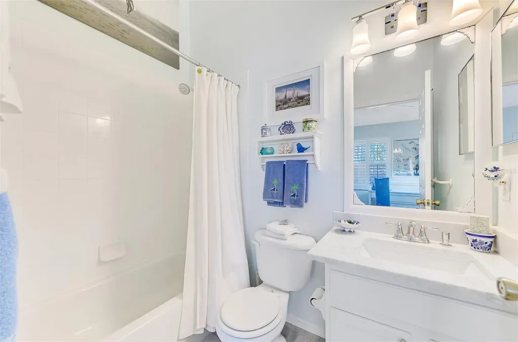 5072 Misty Canal Place Bradenton FL 34203