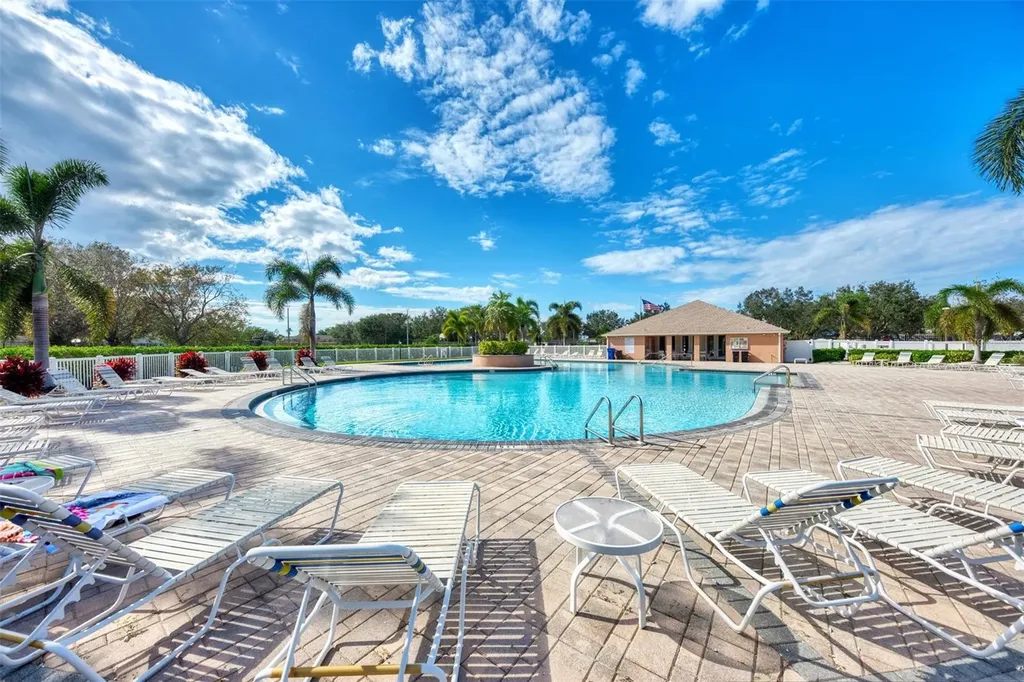 5072 Misty Canal Place Bradenton FL 34203