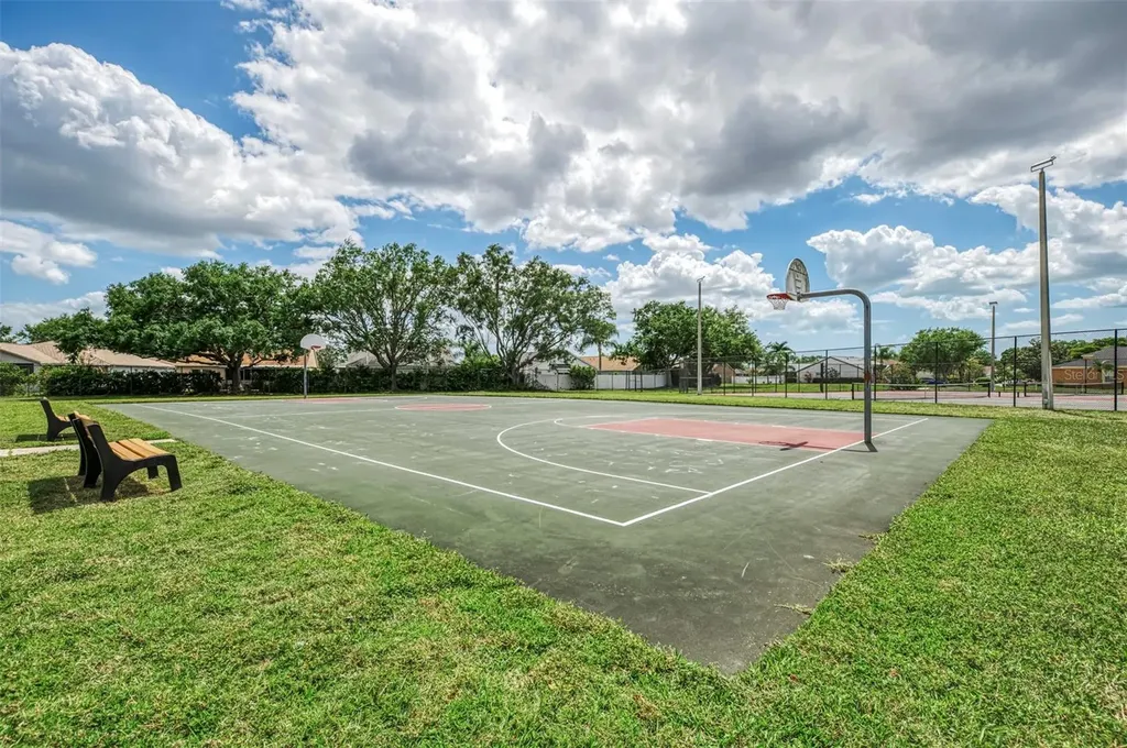 5072 Misty Canal Place Bradenton FL 34203