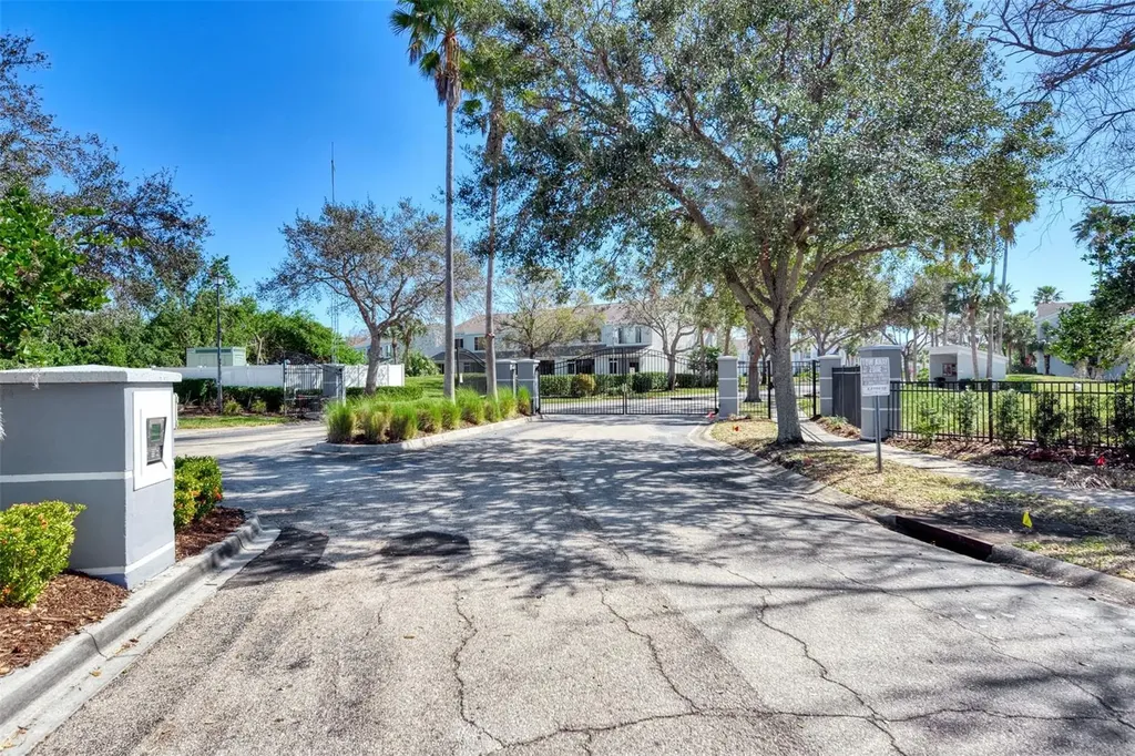 5072 Misty Canal Place Bradenton FL 34203