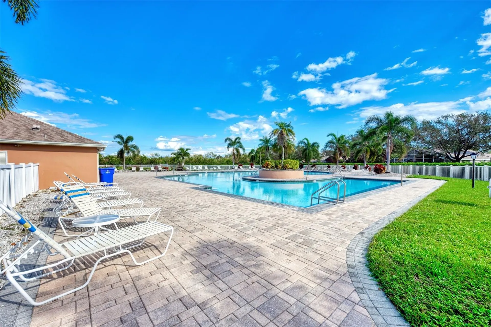 5072 Misty Canal Place Bradenton FL 34203