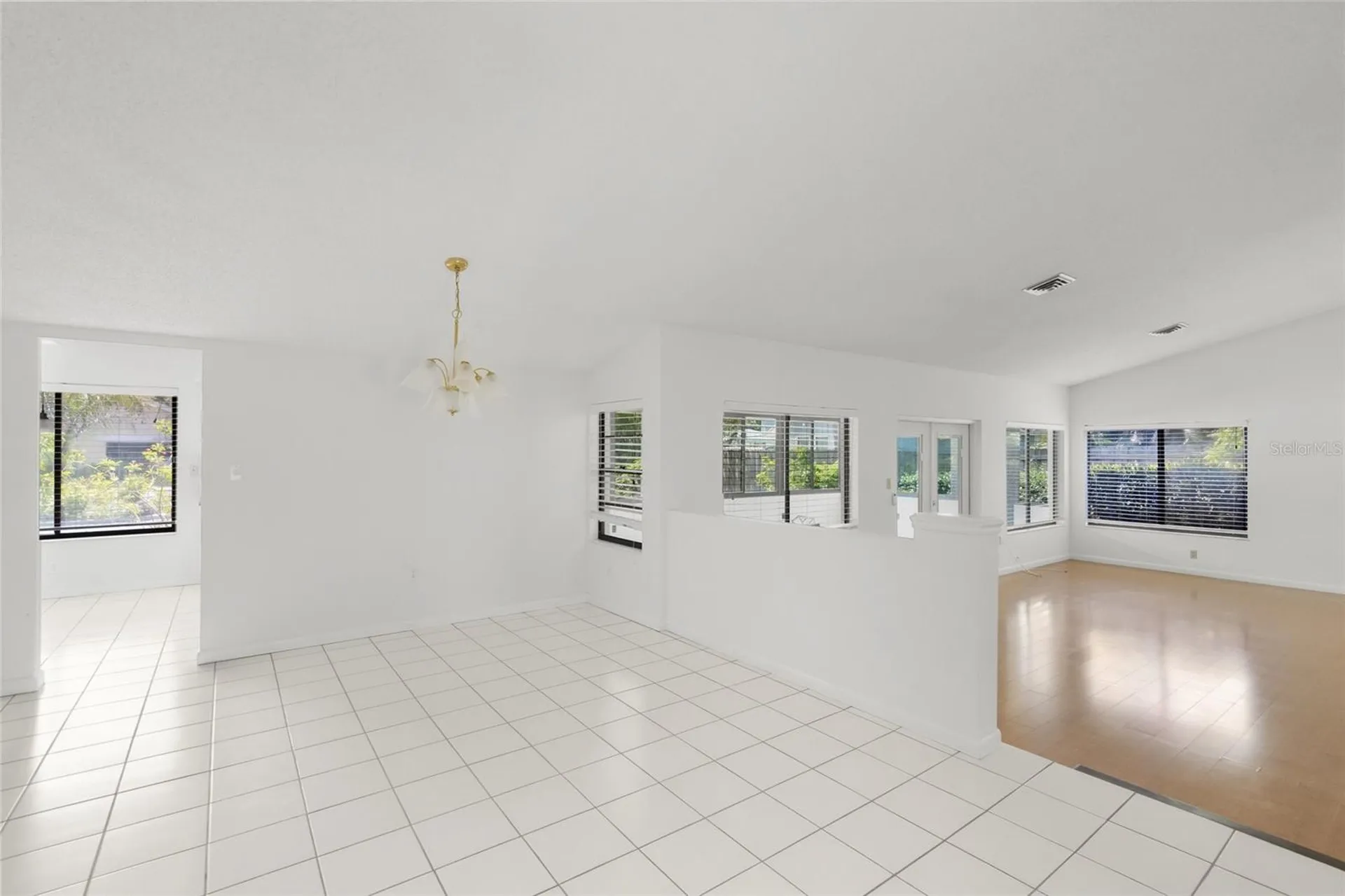 4238 Carriage Drive Sarasota FL 34241