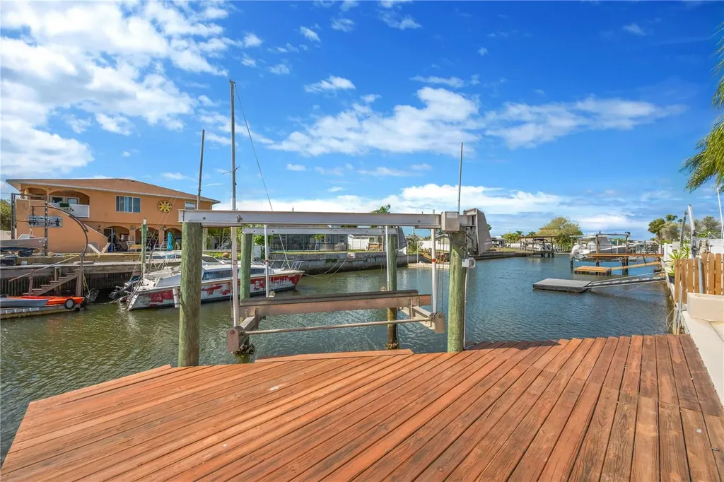 7604 Hatteras Drive Hudson FL 34667