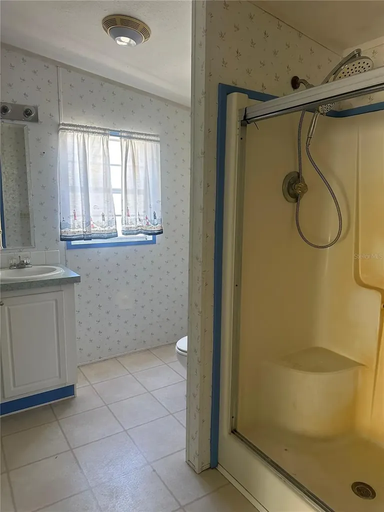 1814 Winchester Court S St Cloud FL 34771