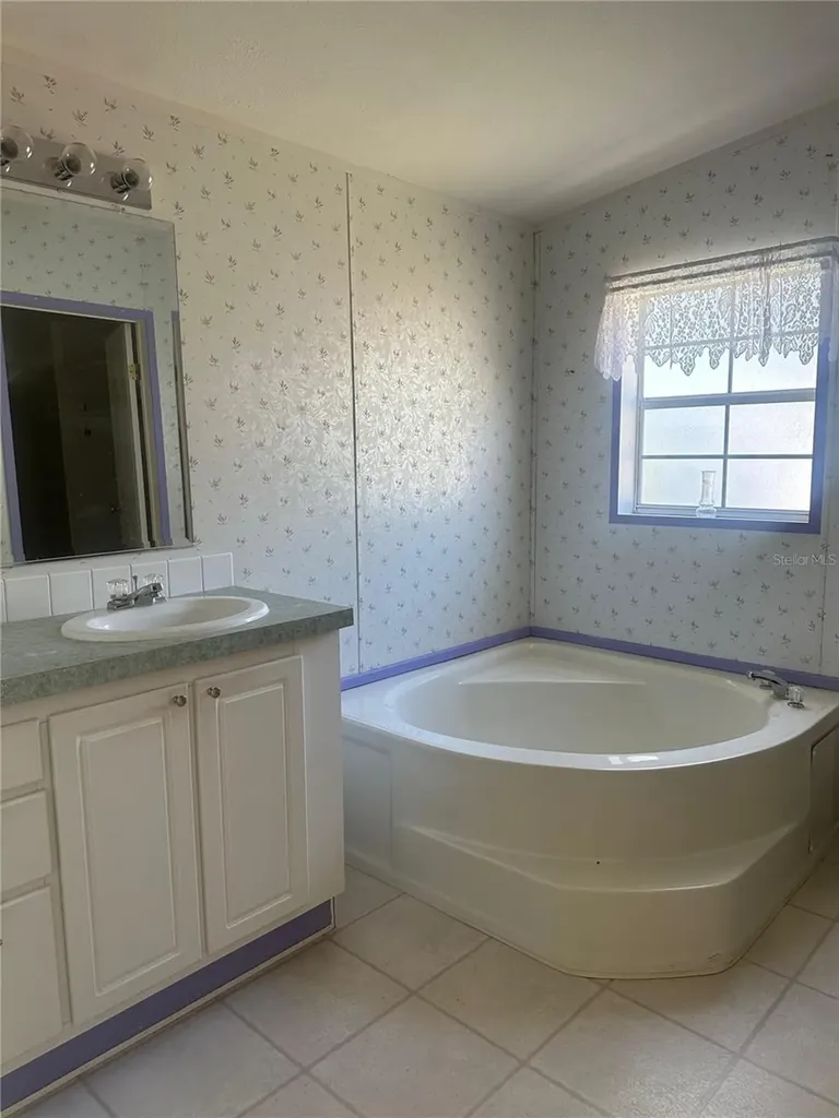 1814 Winchester Court S St Cloud FL 34771