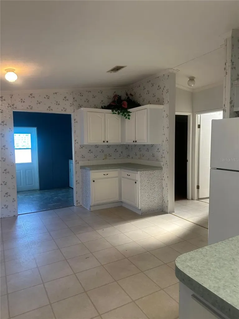 1814 Winchester Court S St Cloud FL 34771