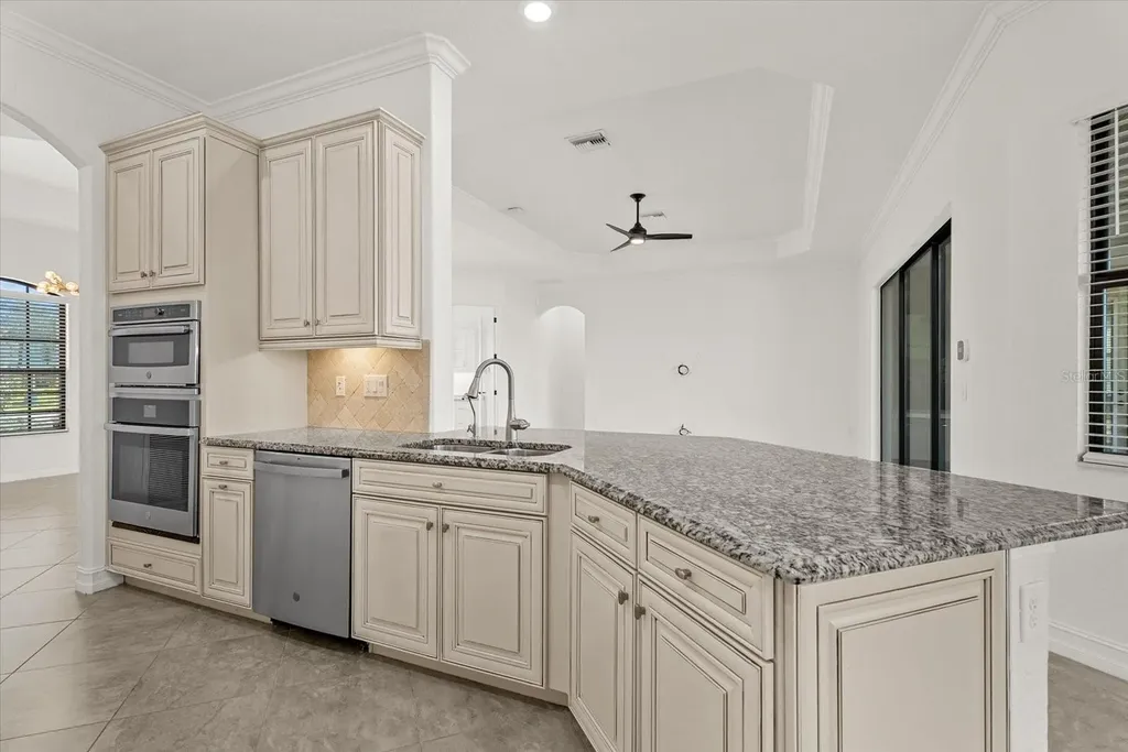 5544 Mulligan Way Bradenton FL 34211