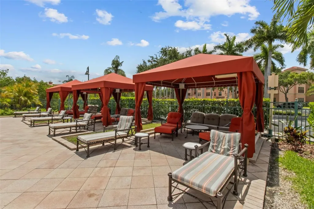 2746 Via Tivoli Clearwater FL 33764