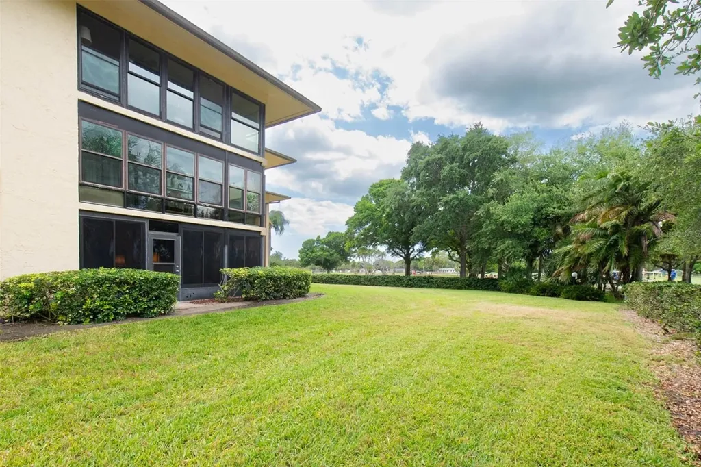 12300 Vonn Road Largo FL 33774