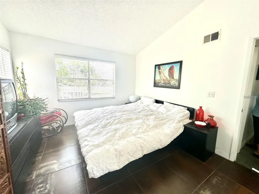 2540 Woodgate Boulevard Orlando FL 32822