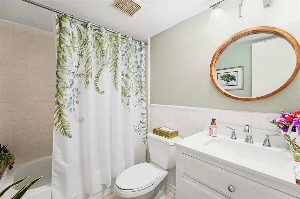 1870 Pine Ridge Way W Palm Harbor FL 34684