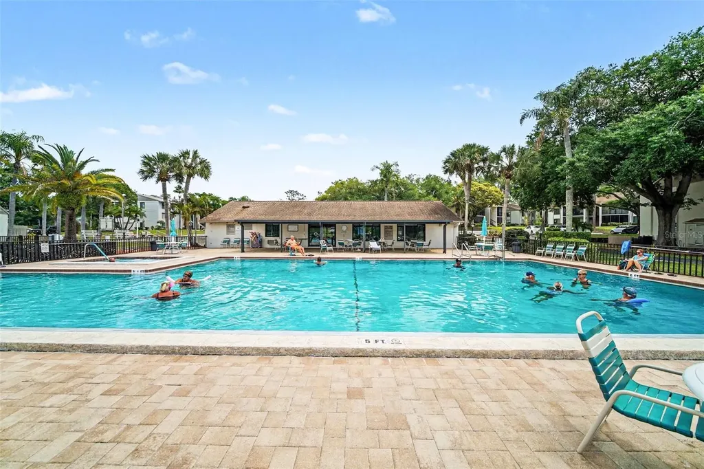 1870 Pine Ridge Way W Palm Harbor FL 34684
