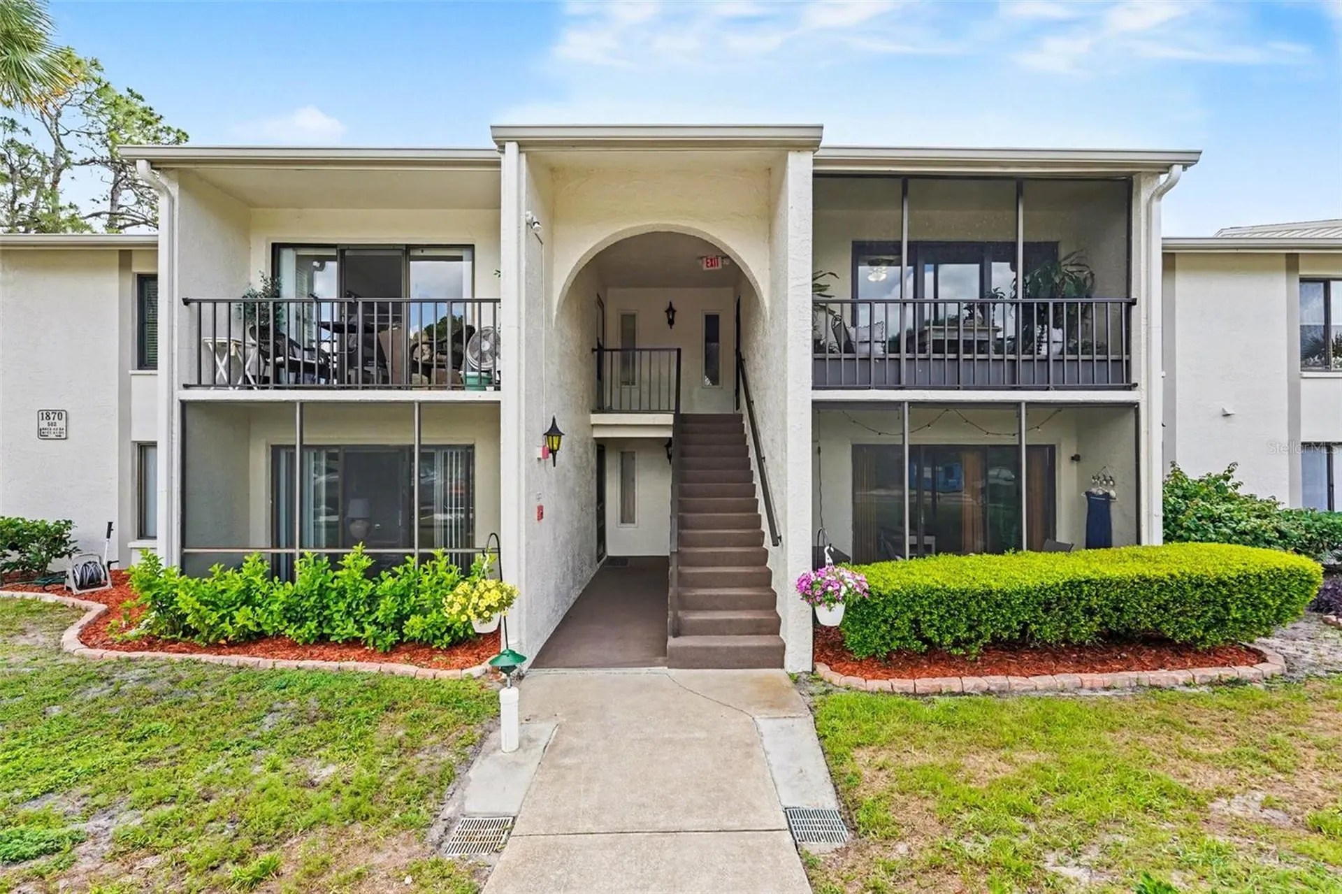 1870 Pine Ridge Way W Palm Harbor FL 34684