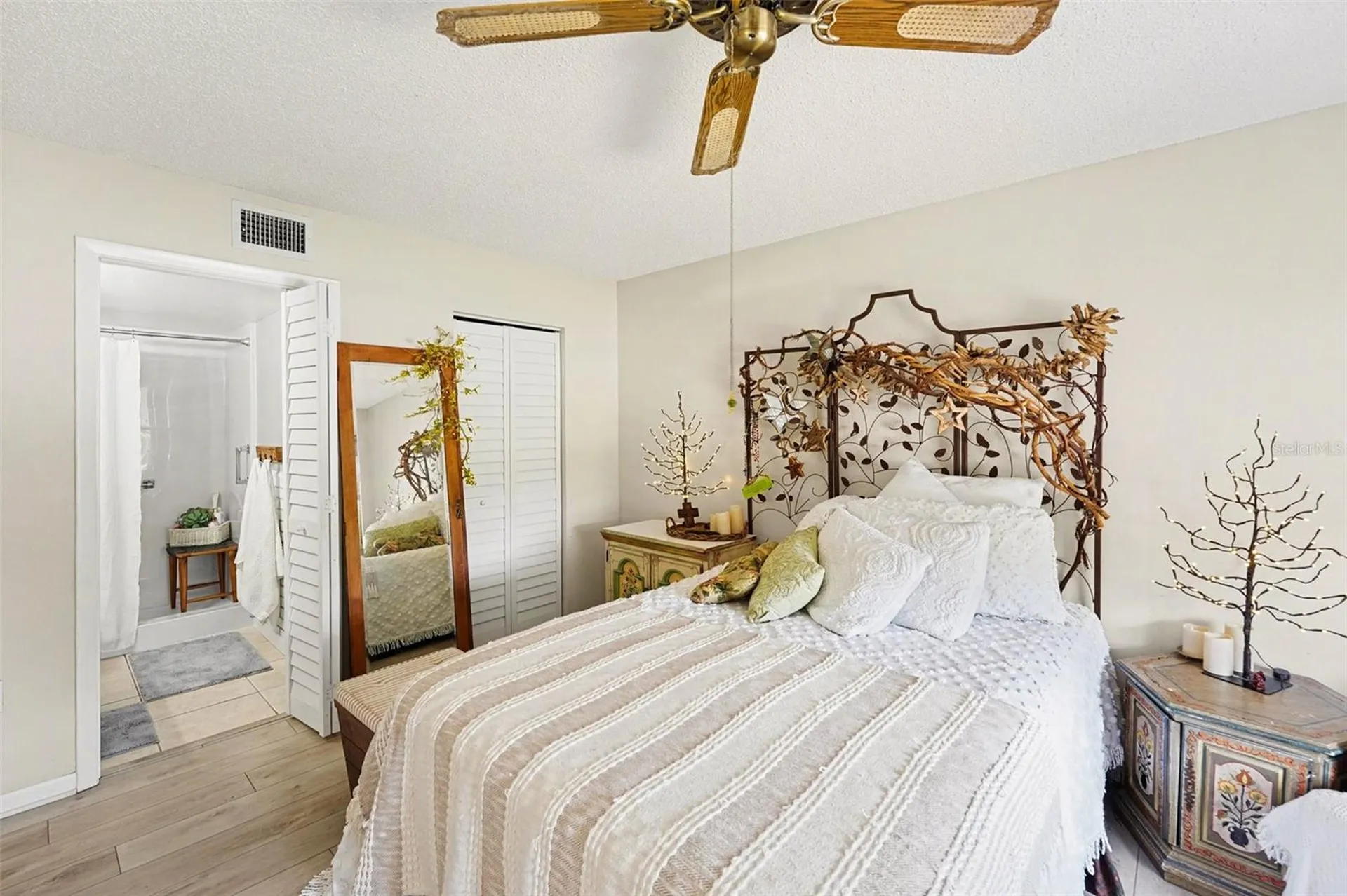 1870 Pine Ridge Way W Palm Harbor FL 34684