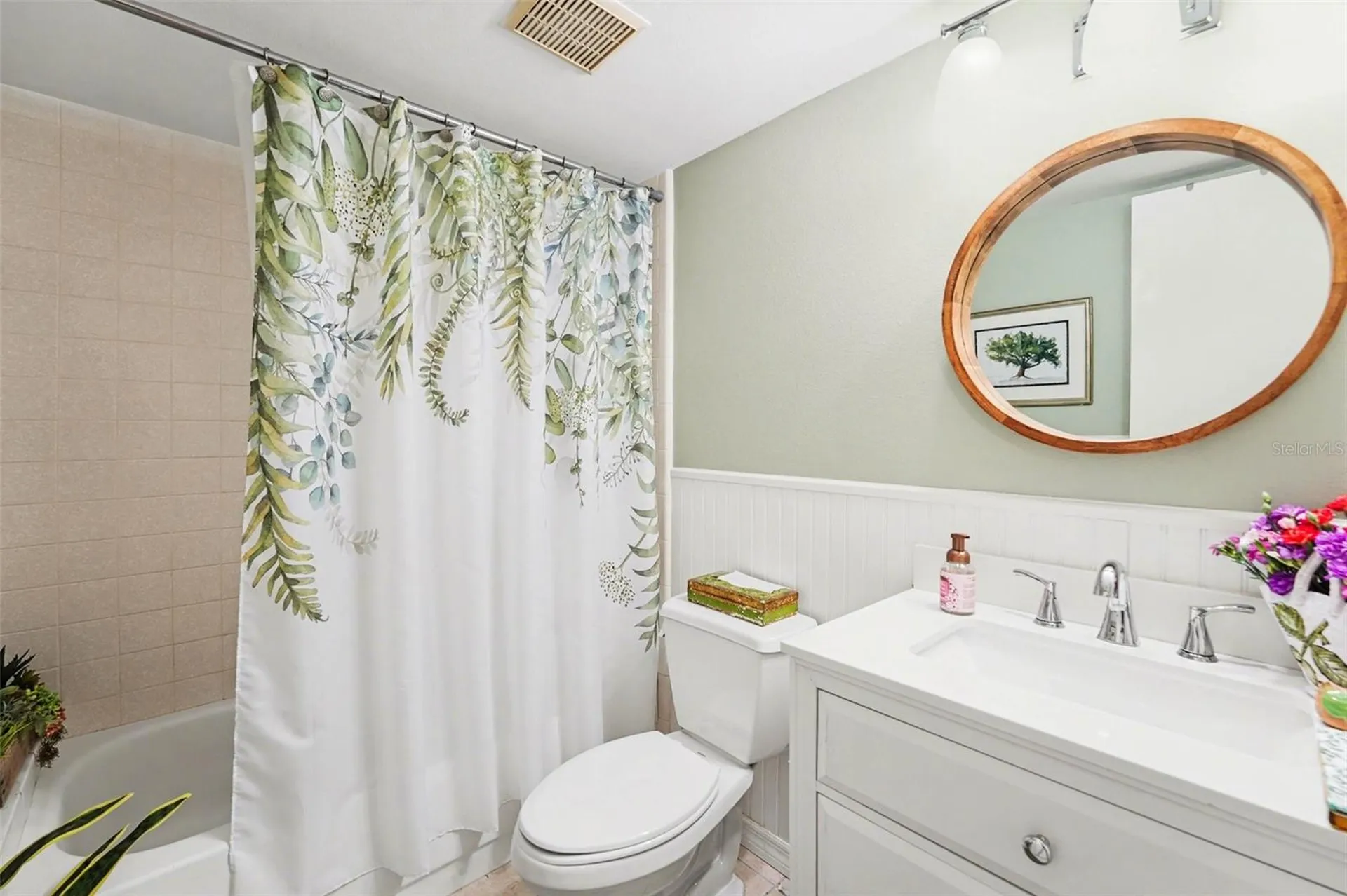 1870 Pine Ridge Way W Palm Harbor FL 34684