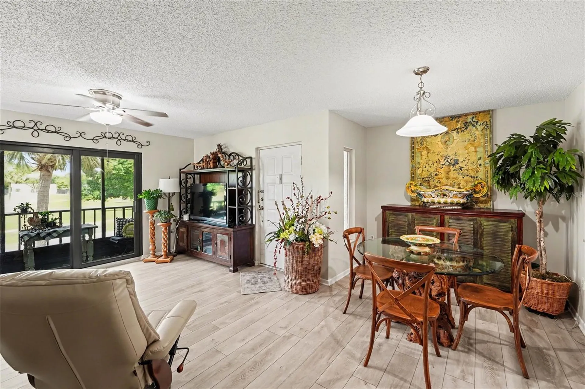 1870 Pine Ridge Way W Palm Harbor FL 34684