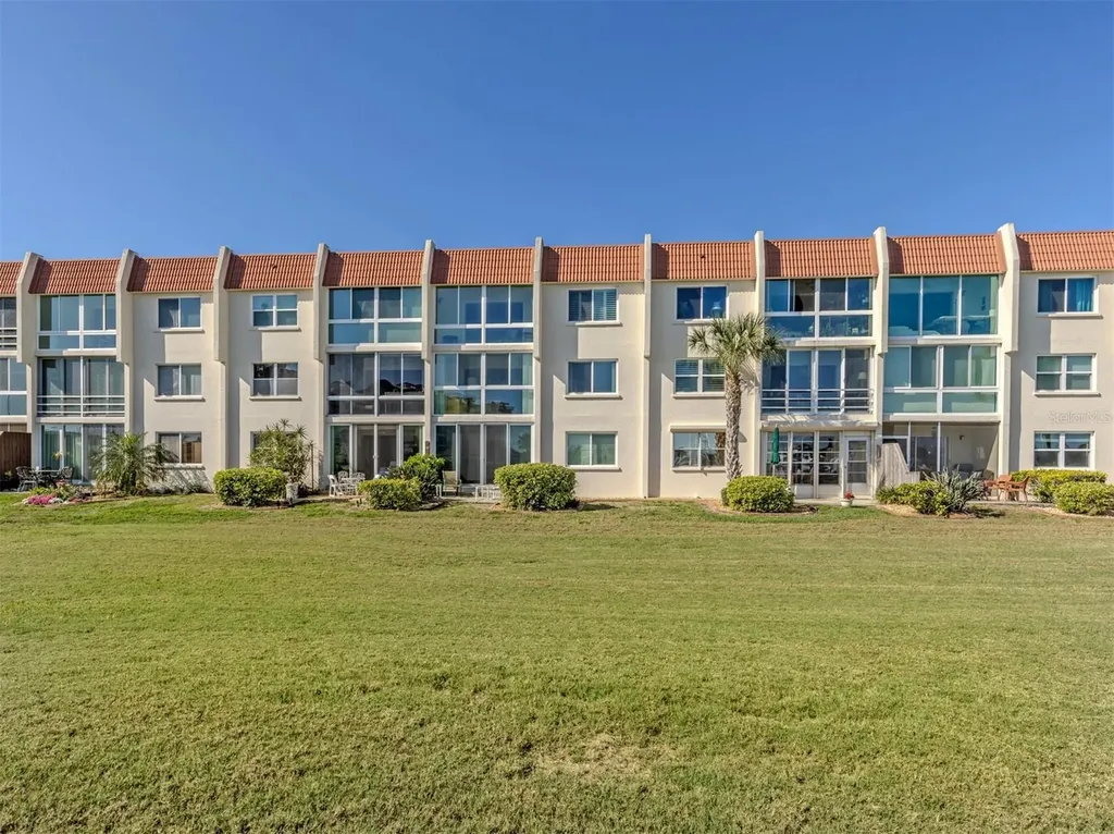 250 Santa Maria Street Venice FL 34285