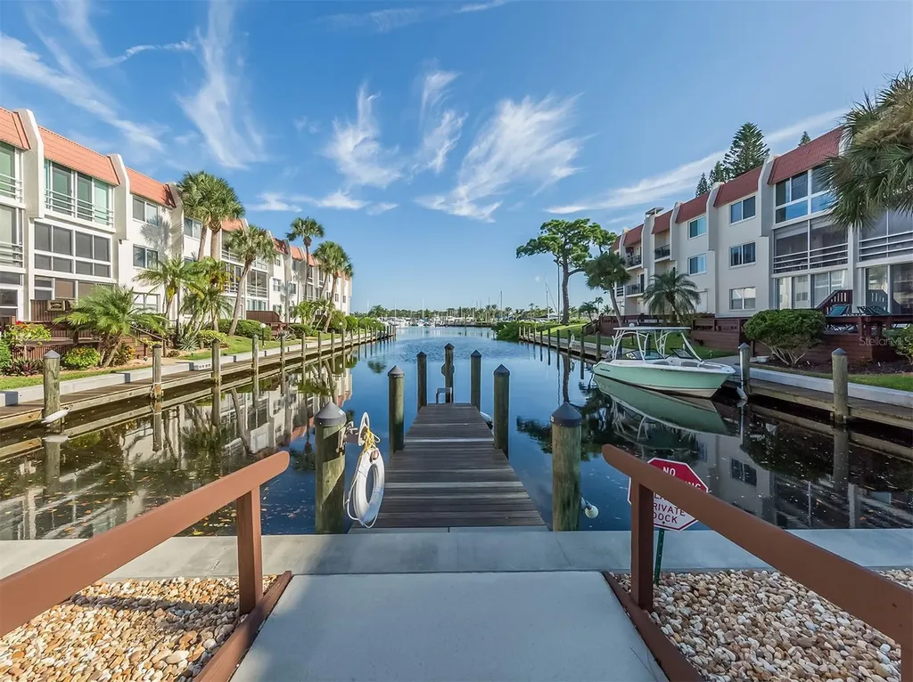 250 Santa Maria Street Venice FL 34285