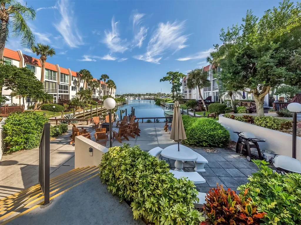 250 Santa Maria Street Venice FL 34285