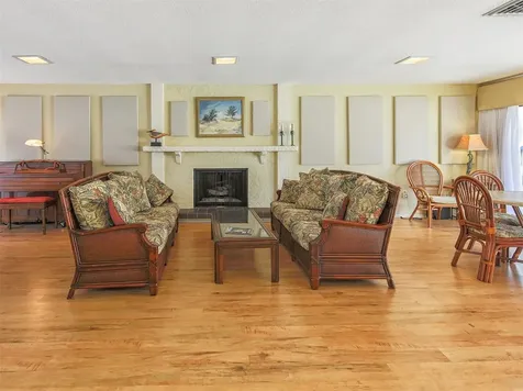 250 Santa Maria Street Venice FL 34285
